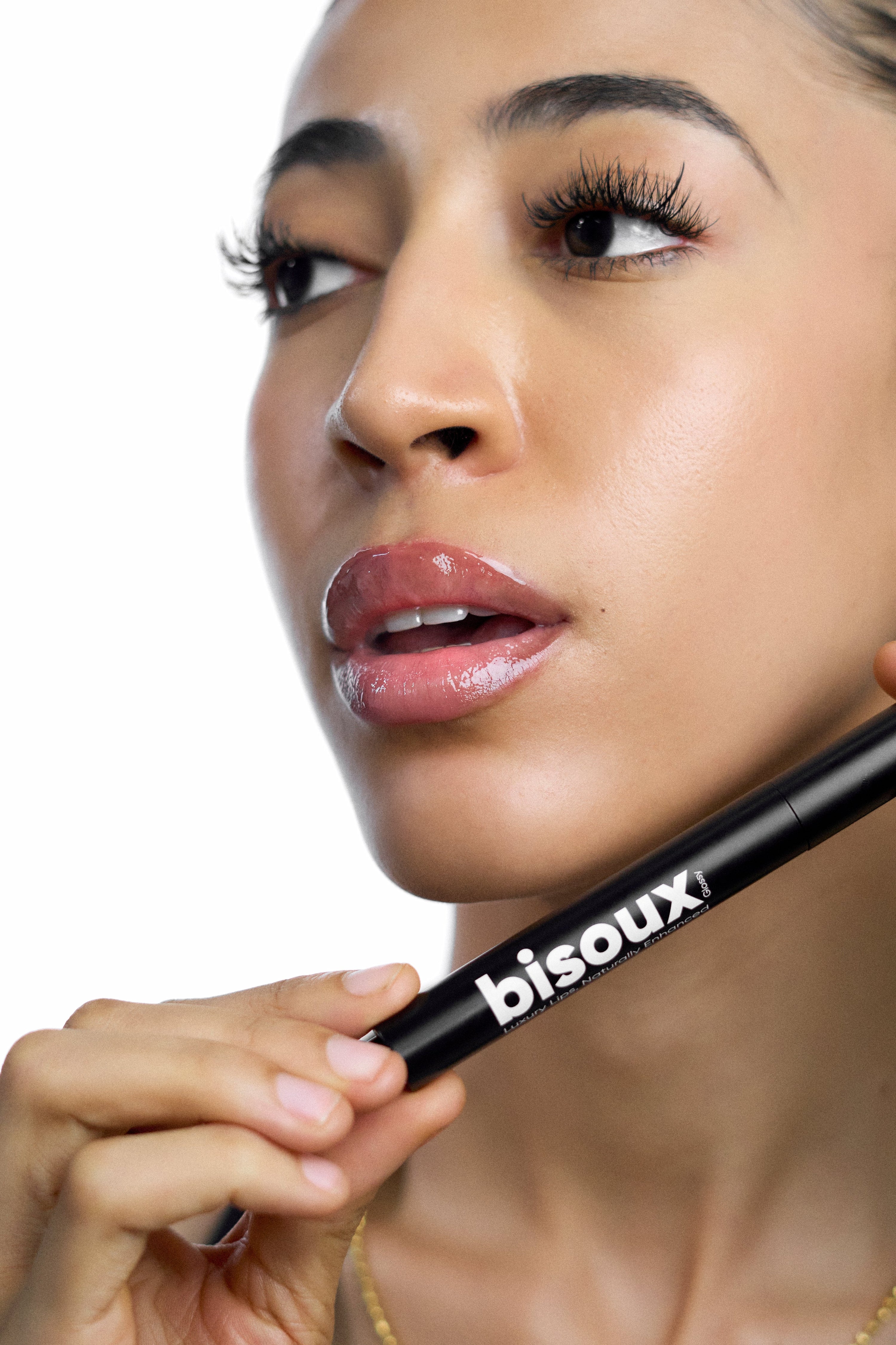 The Secret to Fuller Lips Without the Need for Fillers